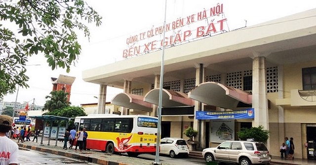 Bạn có thể di chuyển bằng xe bus từ bến xe Giáp Bát đến sân bay Nội Bài